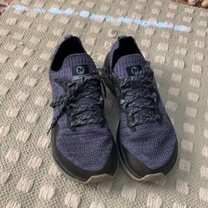 Merrell women’s sneaker. Size 8.